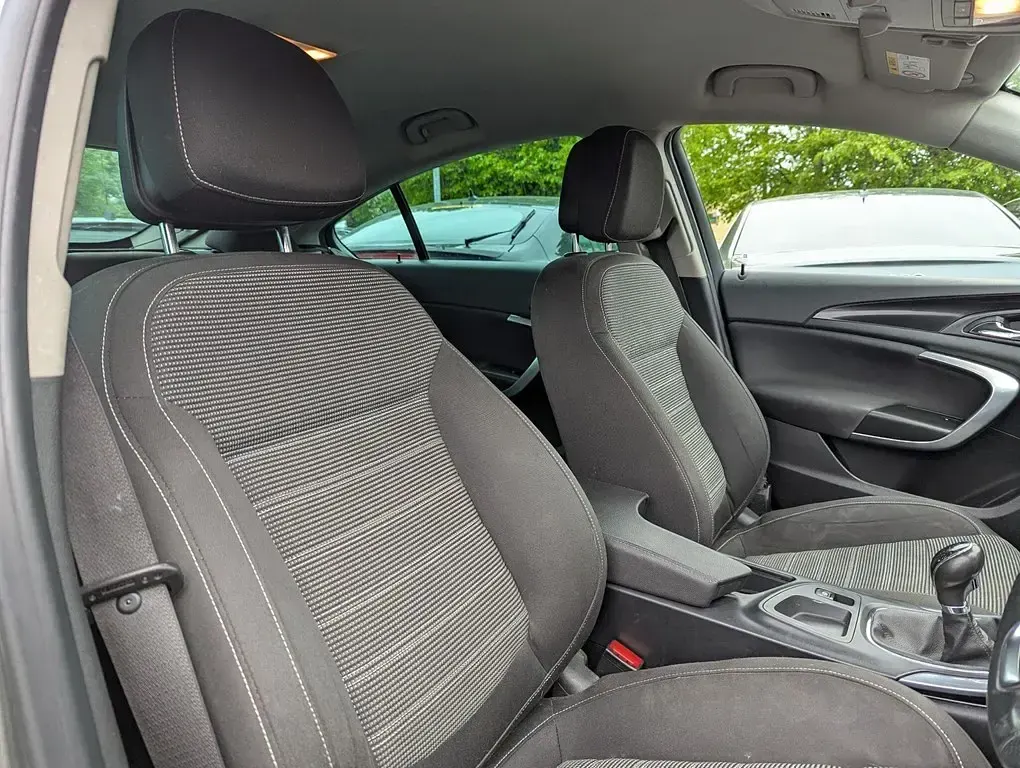 Second-hand Vauxhall Insignia SRi 2017 Gri Hatchback