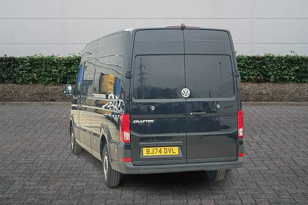 Used VW Crafter 140 HP (102 kW) 2024 Black Van