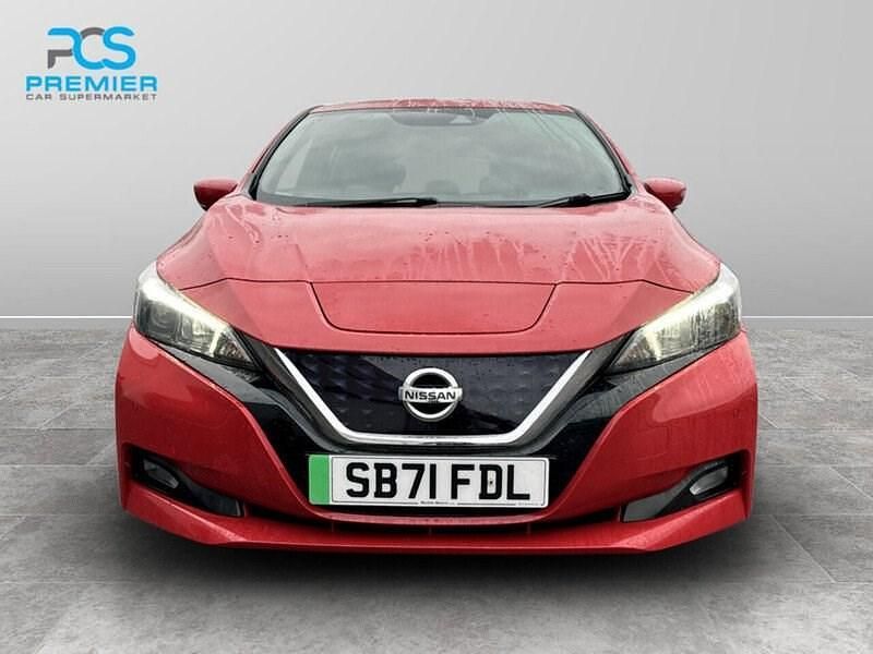 Used Nissan Leaf Acenta 110 kW (150 HP) 2022 Red Hatchback