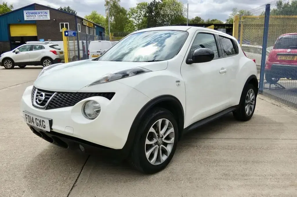 Used Nissan Juke N-TEC 110 HP (80 kW) 2014 White SUV
