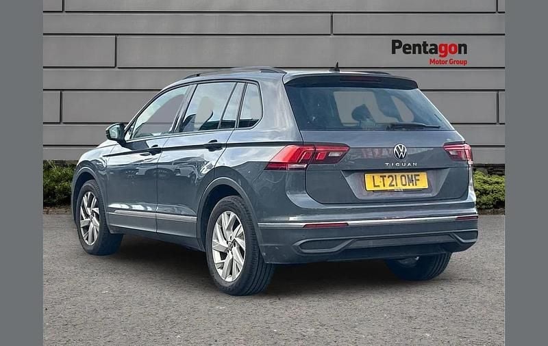 Used VW Tiguan Life 150 HP (110 kW) 2021 Grey SUV