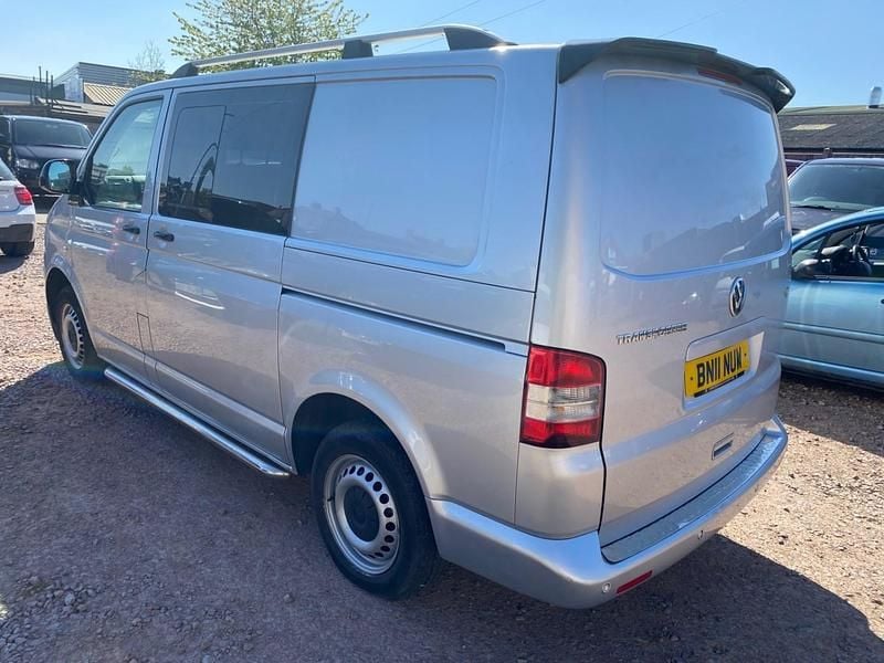 Usado VW Transporter 140 HP (102 kW) 2011 Prateado Van