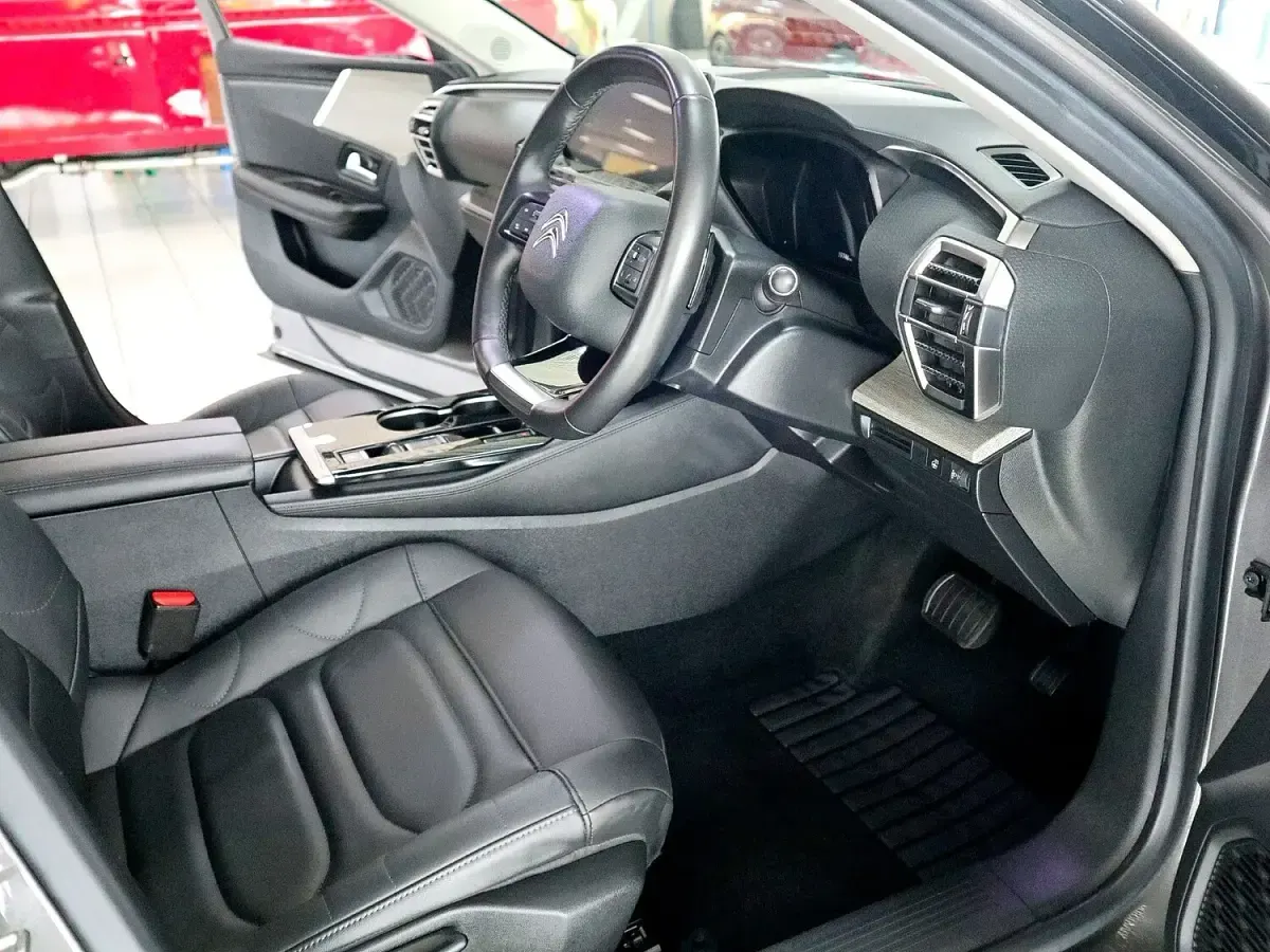 Used Citroën C5 X PureTech 131 HP (96 kW) 2023 Grey Estate