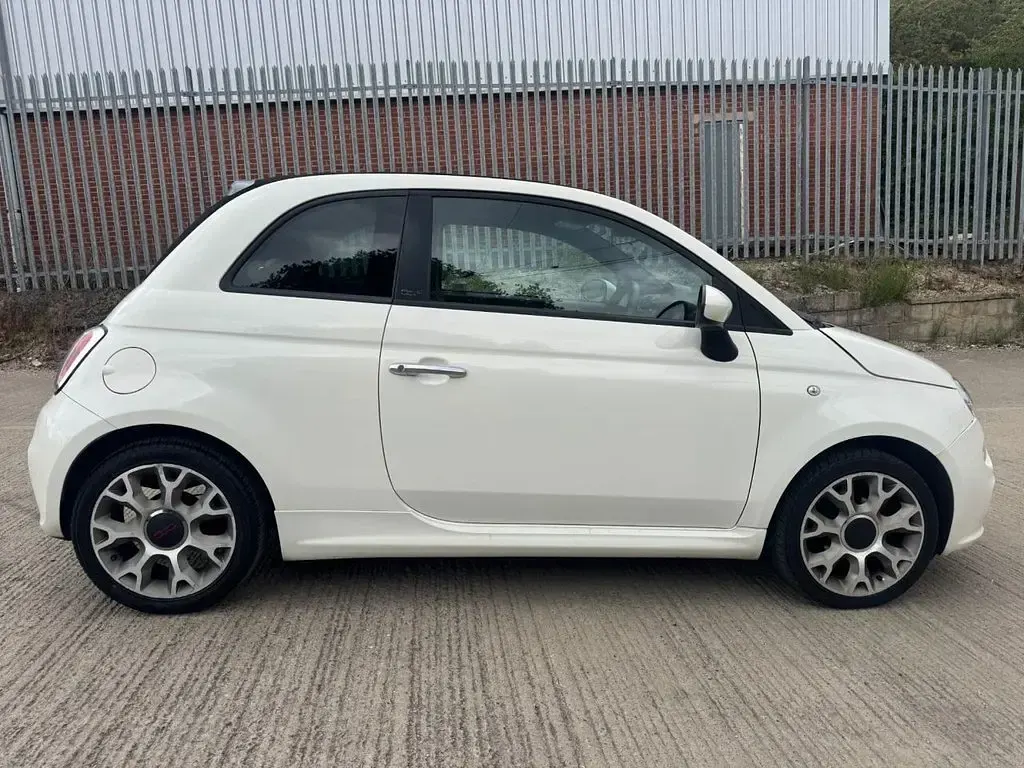 Used Fiat 500C S 69 HP (50 kW) 2013 White Cabriolet