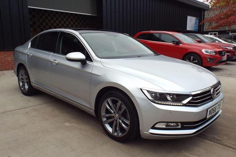 Silver Used 2019 VW Passat GT Sedan | £11,995 (Fair price) - Image 1/1