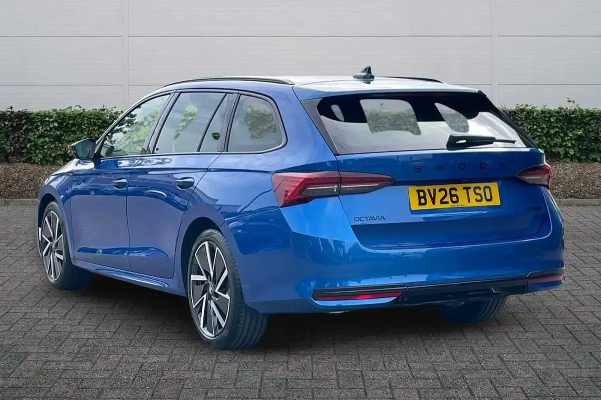 New Skoda Octavia SportLine 110 HP (2026) in Coventry - £31,990 | AutoUncle