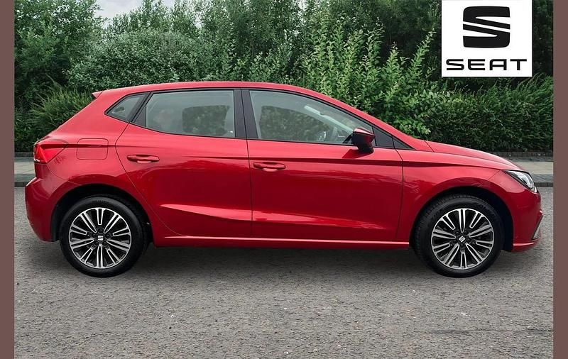 Used Seat Ibiza SE Technology 95 HP (69 kW) 2022 Red Hatchback