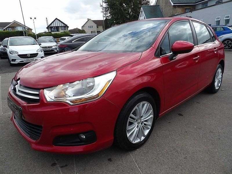 Red Used 2014 Citroën C4 VTR Sport Hatchback | £3,995 (Expensive) - Image 1/4