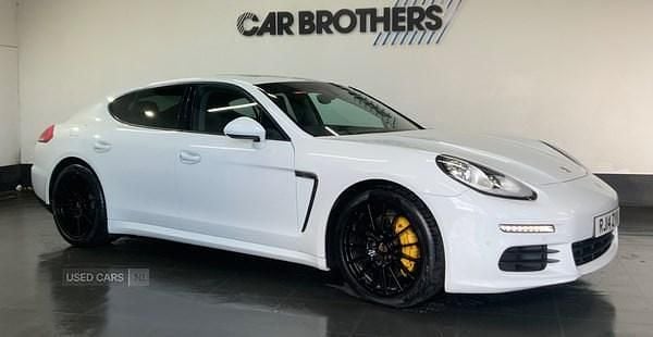 Used Porsche Panamera 300 HP (220 kW) 2014 White Hatchback