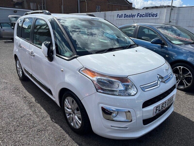 White Used 2013 Citroën C3 Picasso Exclusive MPV | £5,490 (A bit pricey) - Image 1/4