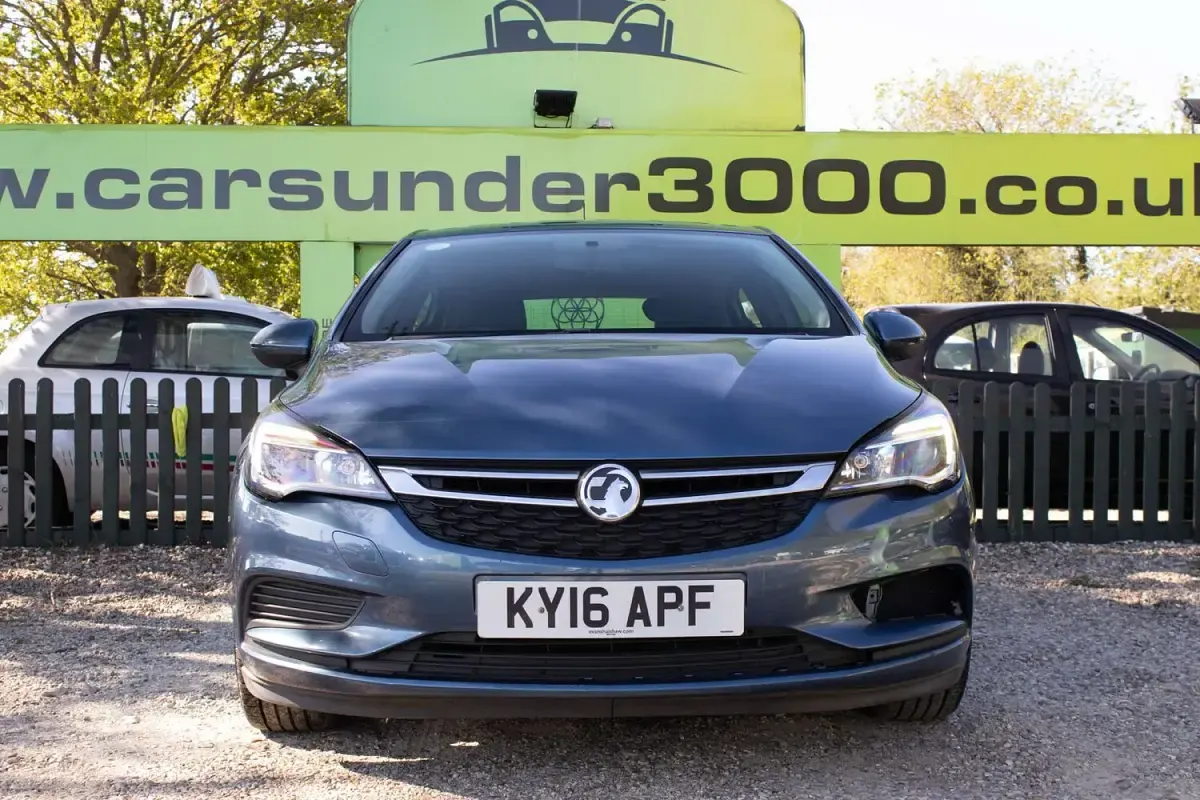 Used Vauxhall Astra 2016 Blue Hatchback