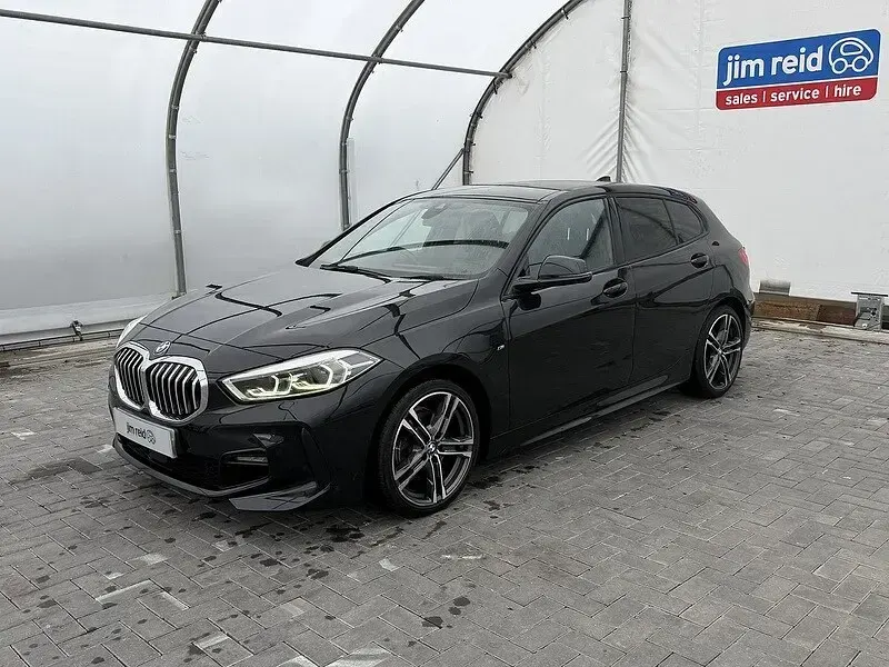 Used BMW 118 M Sport 135 HP (99 kW) 2021 Black Hatchback