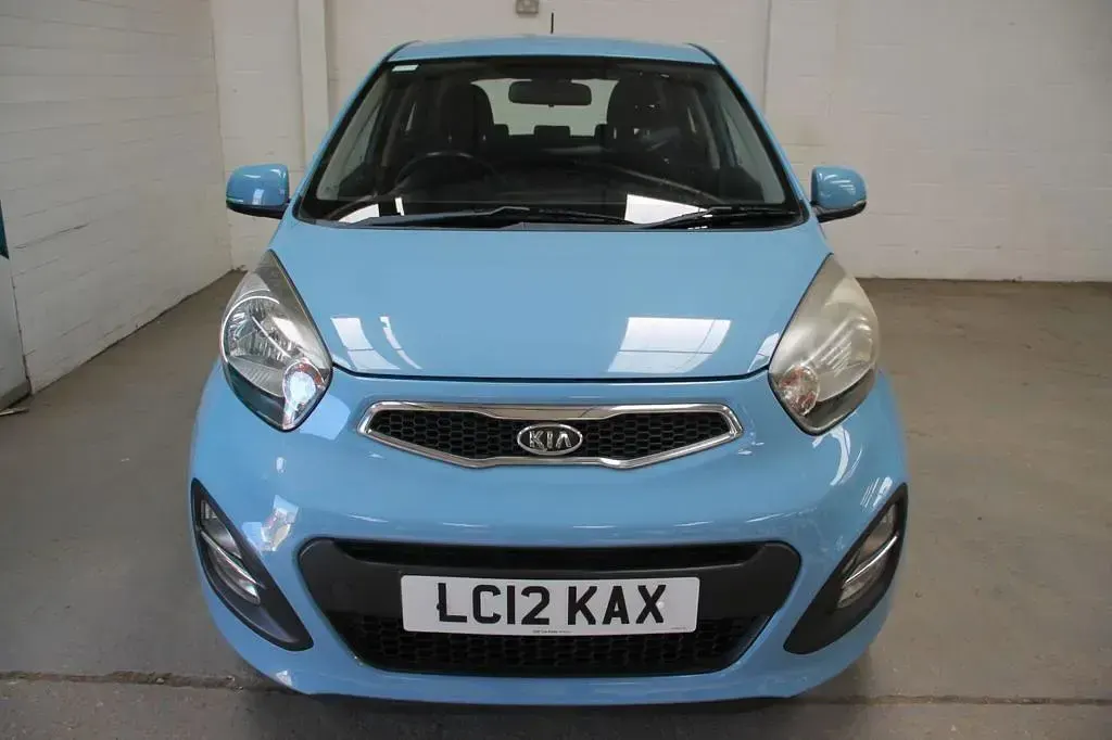 Used Kia Picanto 84 HP (61 kW) 2012 Blue Hatchback