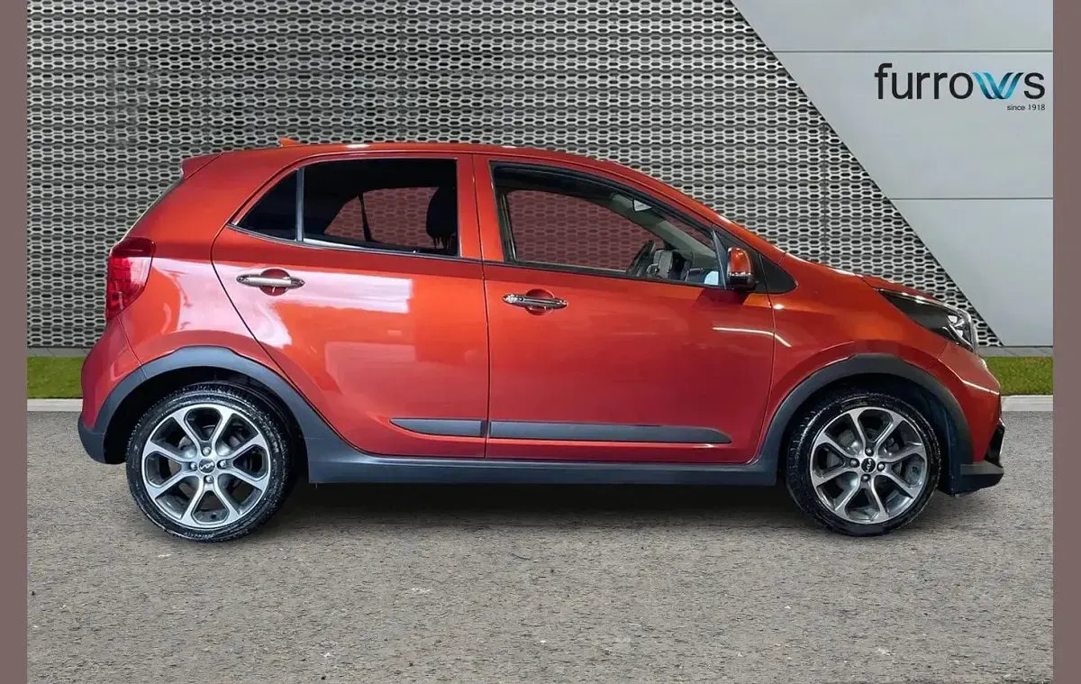 Used Kia Picanto X-Line 65 HP (47 kW) 2023 Orange Hatchback