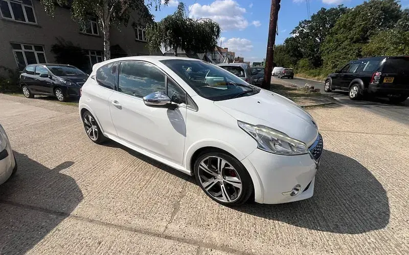Used Peugeot 208 GTi 200 HP (147 kW) 2014 Hatchback