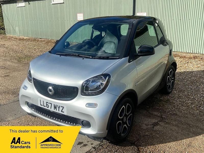 Black Used 2017 Smart ForTwo Coupé Prime Coupe | £6,889 (Fair price) - Image 1/4
