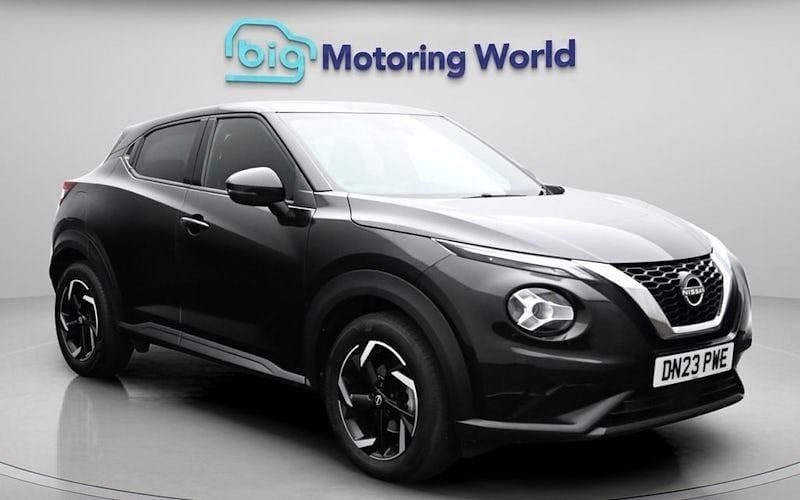 Used Nissan Juke N-Connecta 114 HP (83 kW) 2023 Black SUV