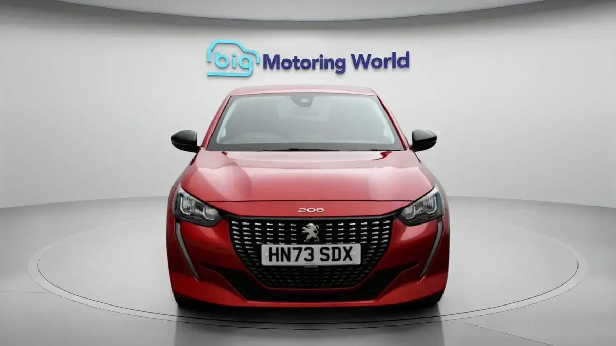 Used Peugeot 208 Allure+ 129 HP (94 kW) 2023 Hatchback