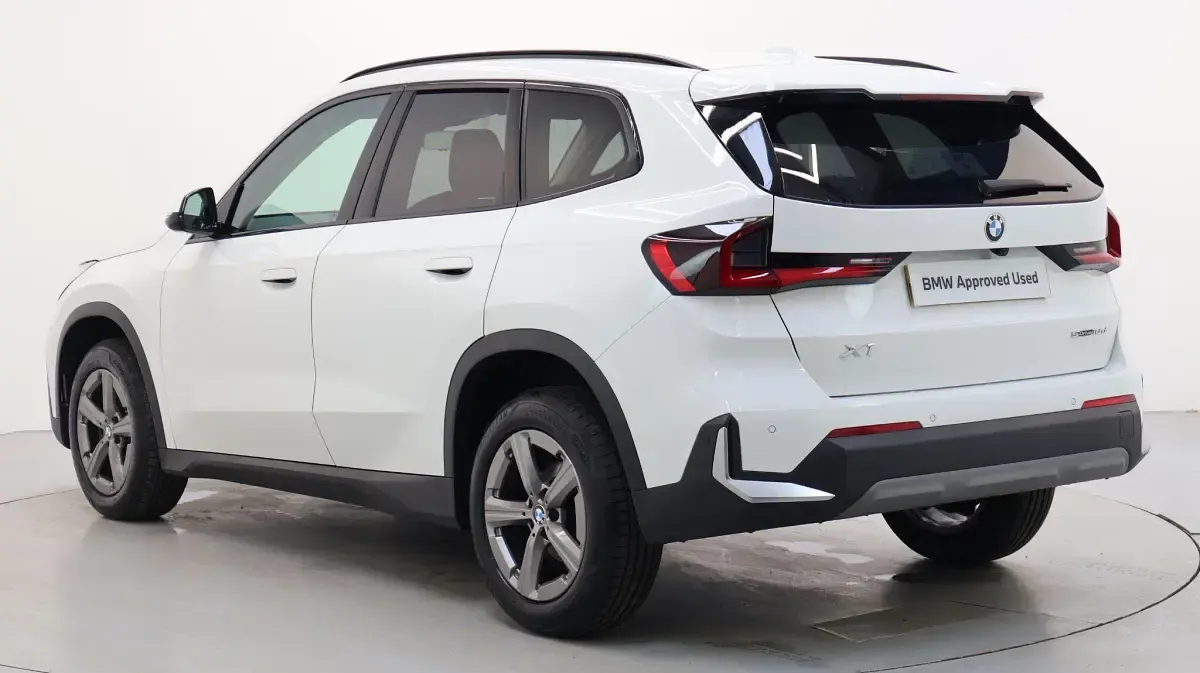 Used BMW X1 Sport Line 208 HP (152 kW) 2022 White SUV