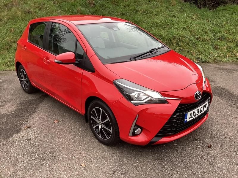 Used Toyota Yaris 2018 Red Hatchback