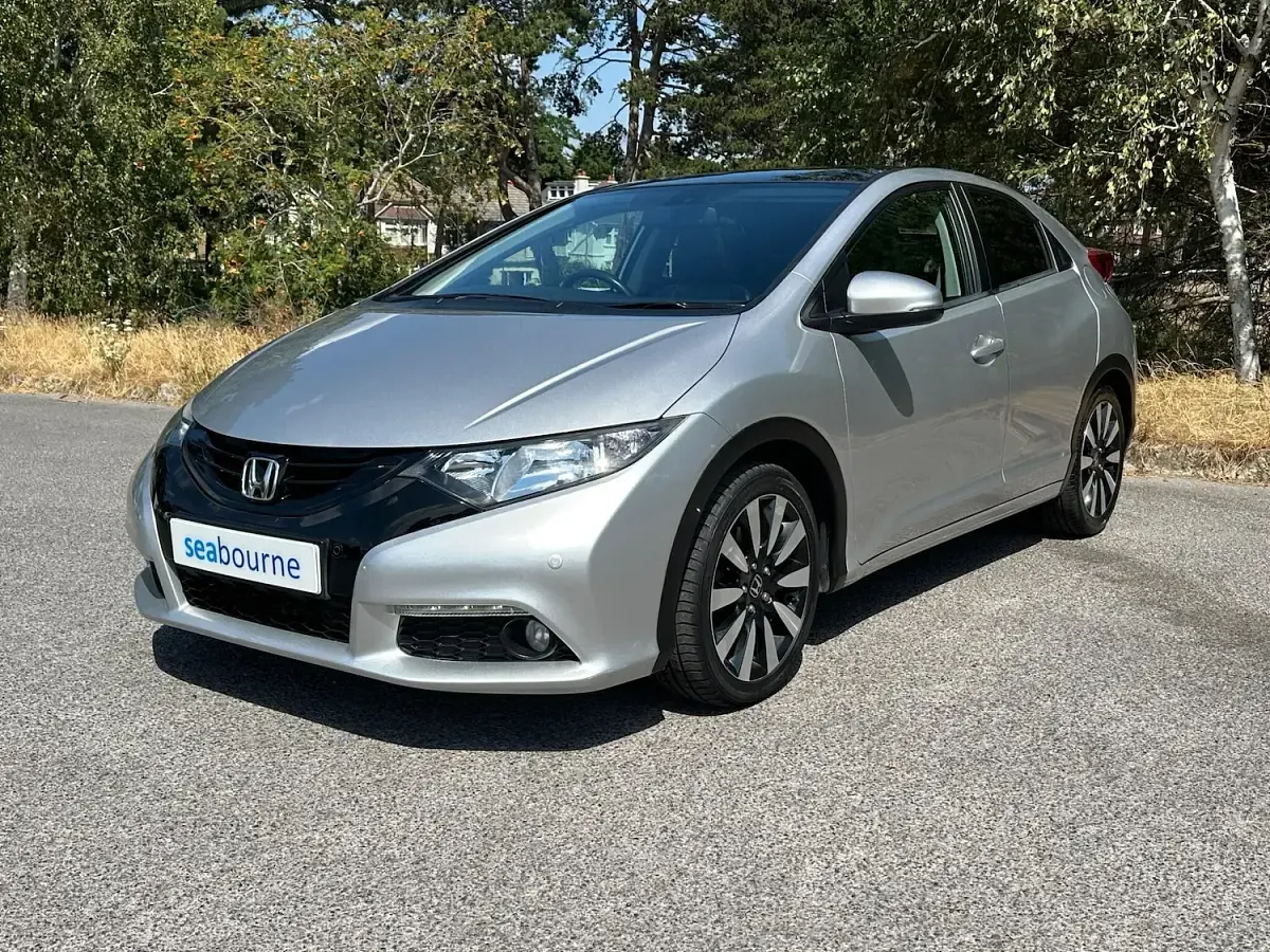 Used Honda Civic SR 142 HP (104 kW) 2015 Silver Hatchback