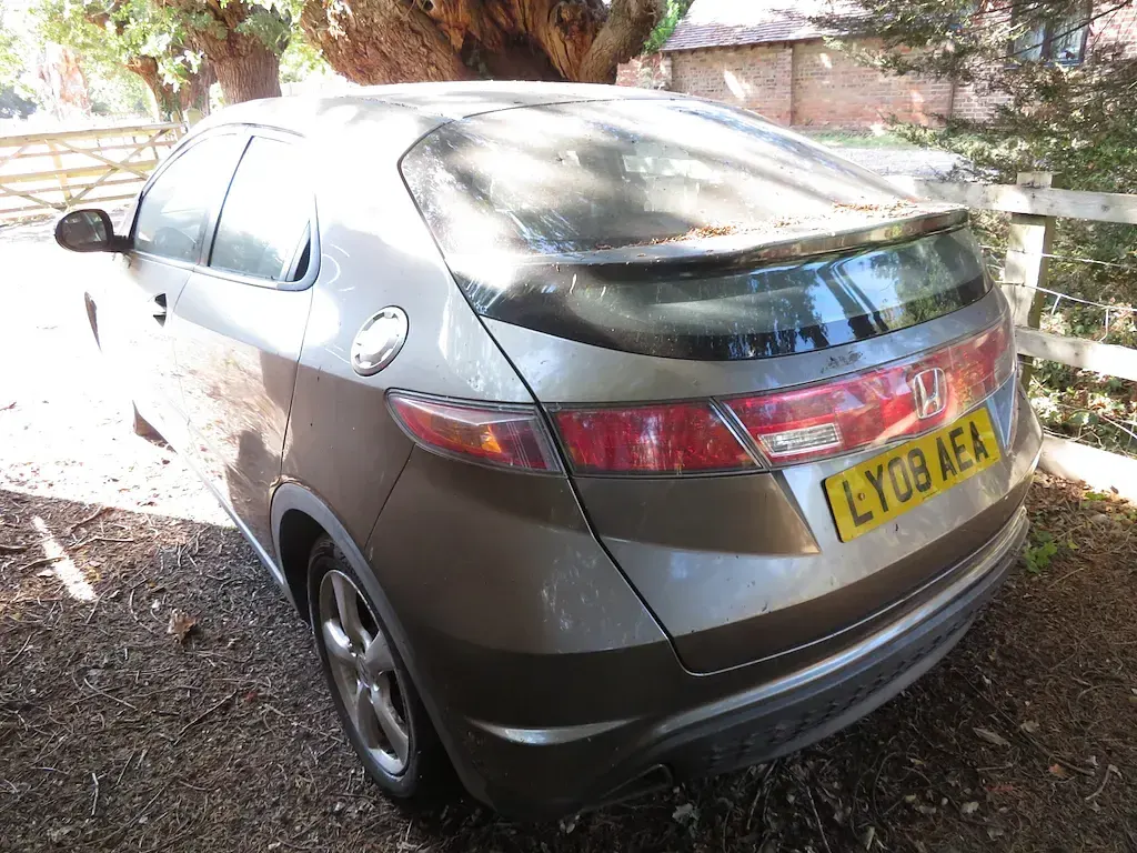 Used Honda Civic SE 140 HP (102 kW) 2008 Sahara gold Hatchback