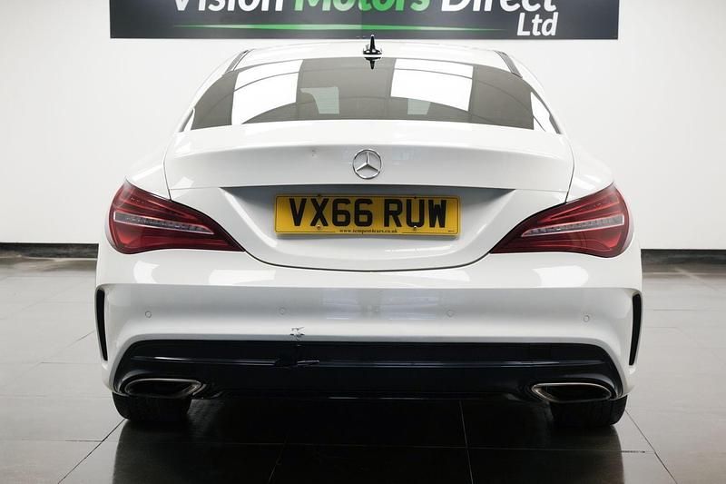 Used Mercedes CLA180 AMG line 122 HP (89 kW) 2016 White Sedan