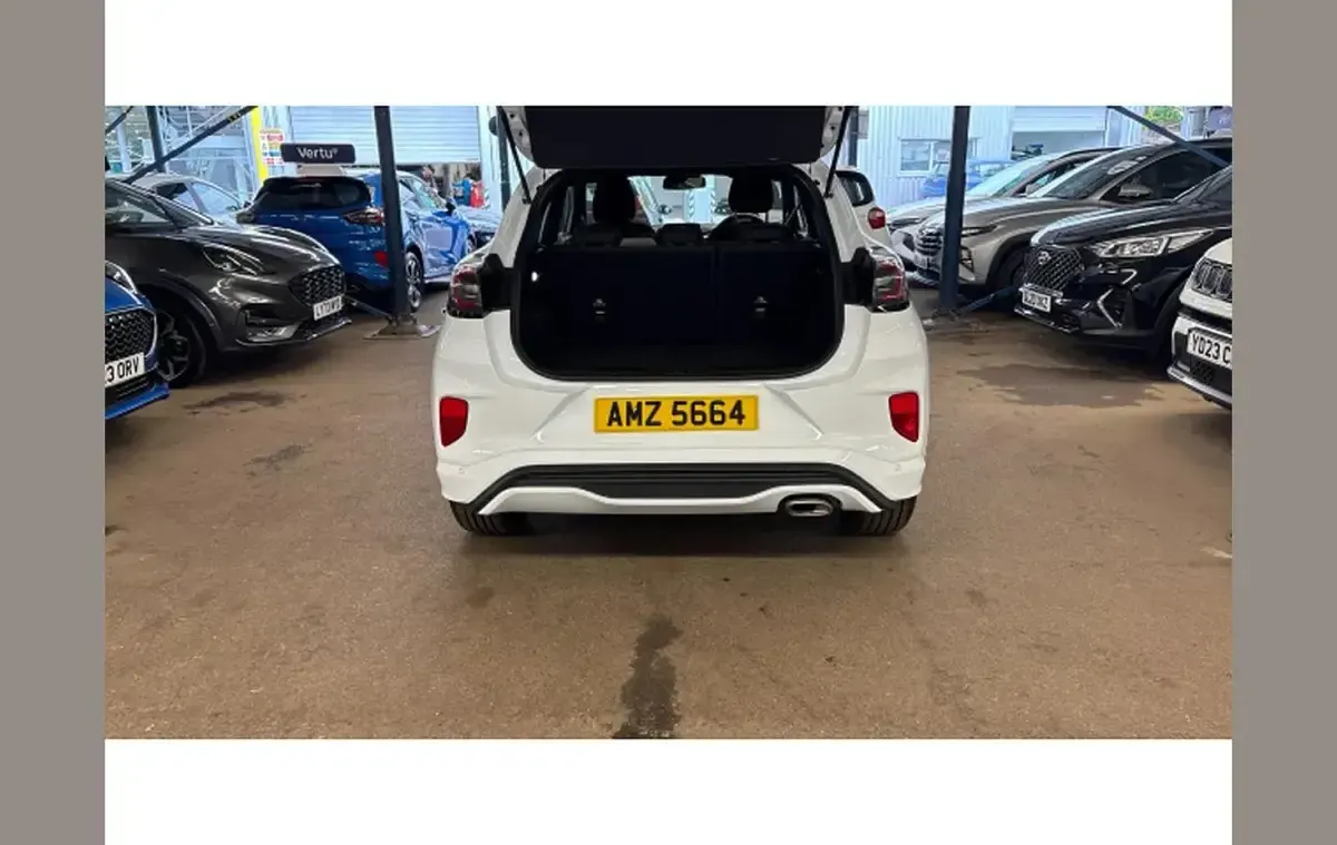 Used Ford Puma ST-Line 125 HP (91 kW) 2023 White SUV