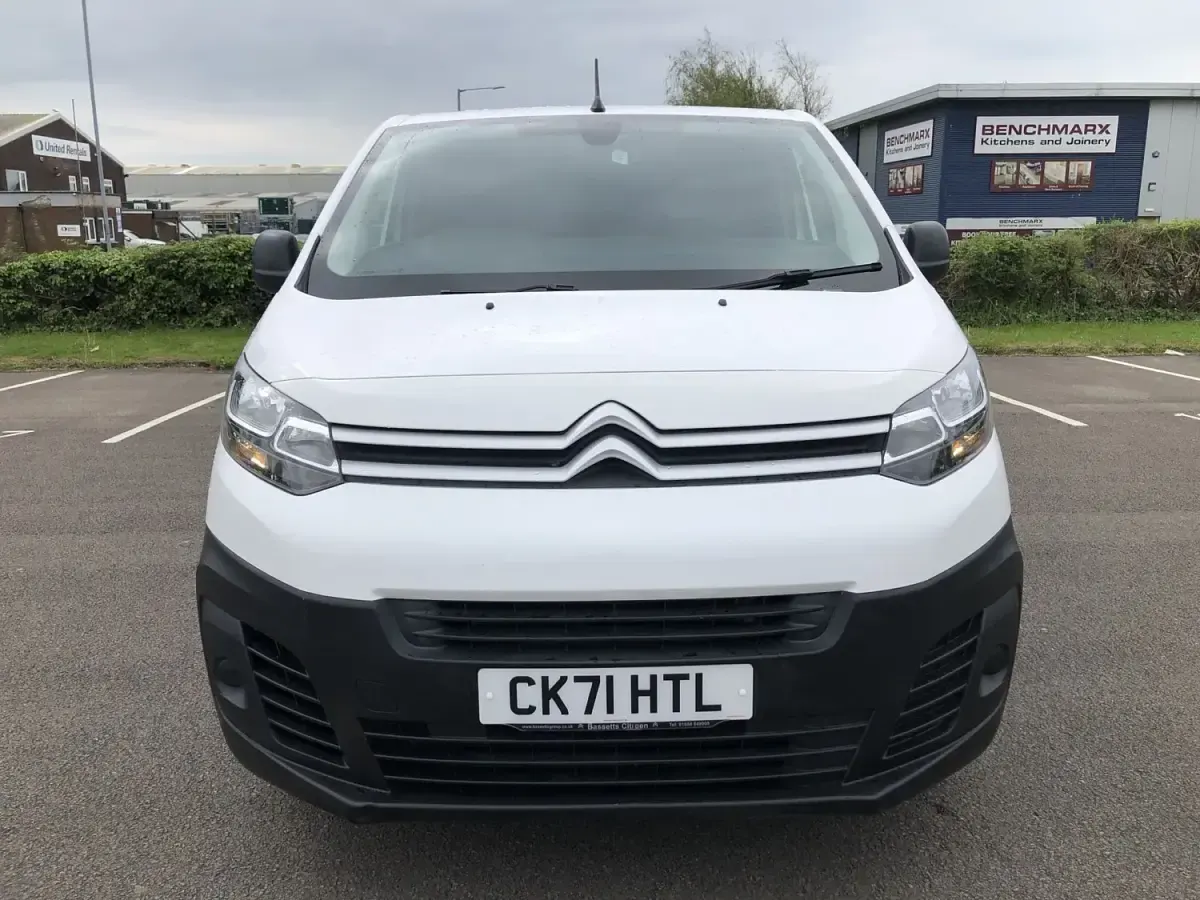 Usado Citroën Dispatch 2021 Branco Monovolume