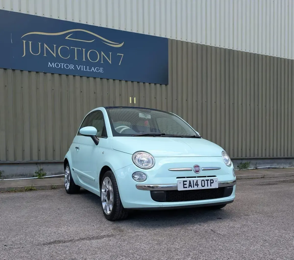 Used Fiat 500 Lounge 69 HP (50 kW) 2014 Green Hatchback