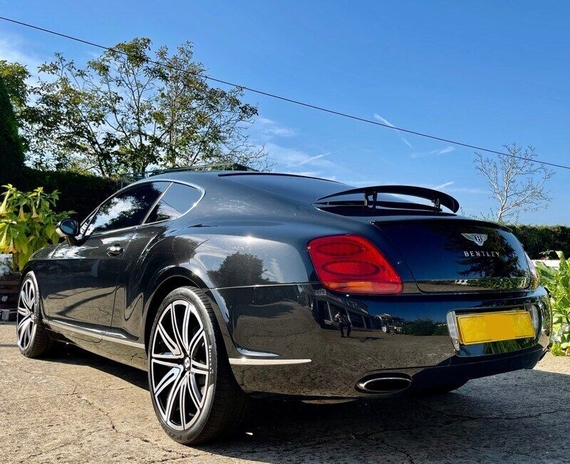 Used Bentley Continental 550 HP (404 kW) 2006 Black Sedan