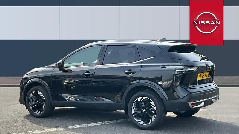 New Nissan Qashqai N-Connecta 140 HP (102 kW) 2025 Black SUV