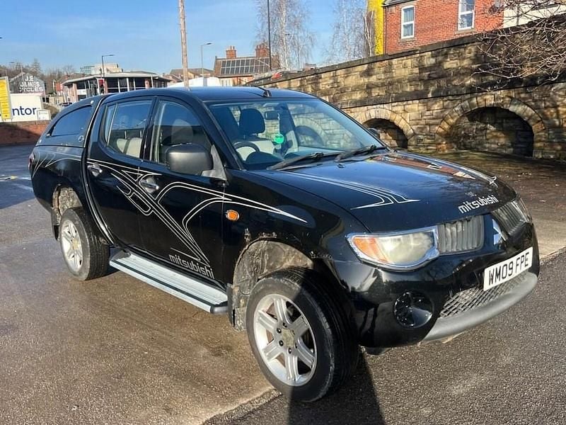 Black Used 2009 Mitsubishi L200 Pickup | £3,450 (Super price) - Image 1/4