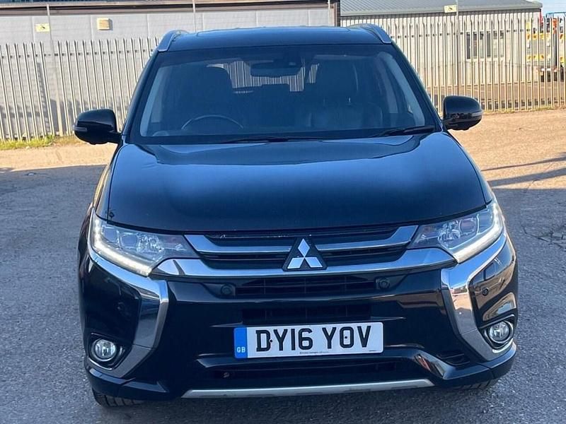 Used Mitsubishi Outlander P-HEV 2016 Black Estate