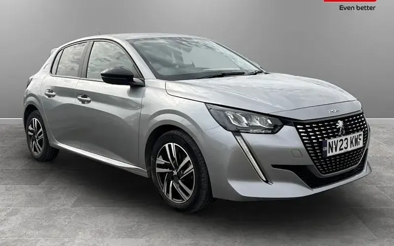 Used Peugeot 208 Active+ 102 HP (75 kW) 2023 Hatchback