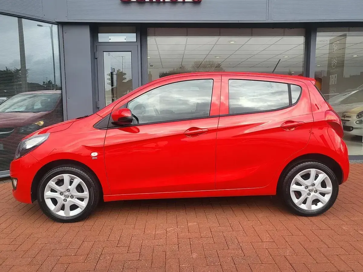 Used Vauxhall Viva 72 HP (52 kW) 2019 Red
