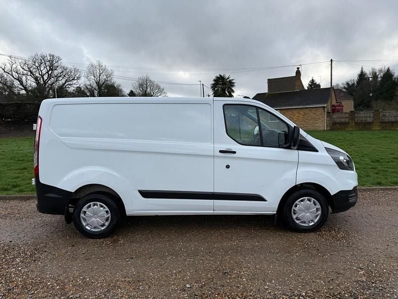 Used Ford Transit Custom S 105 HP (77 kW) 2021 White Van