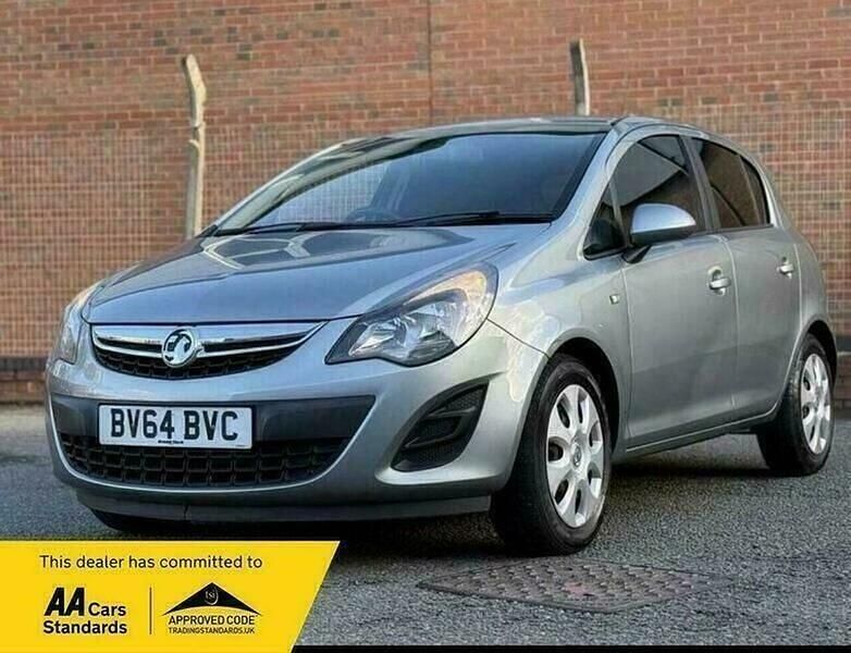 Second-hand Vauxhall Corsa Design Edition 100 CP (73 kW) 2014 Argintiu Hatchback