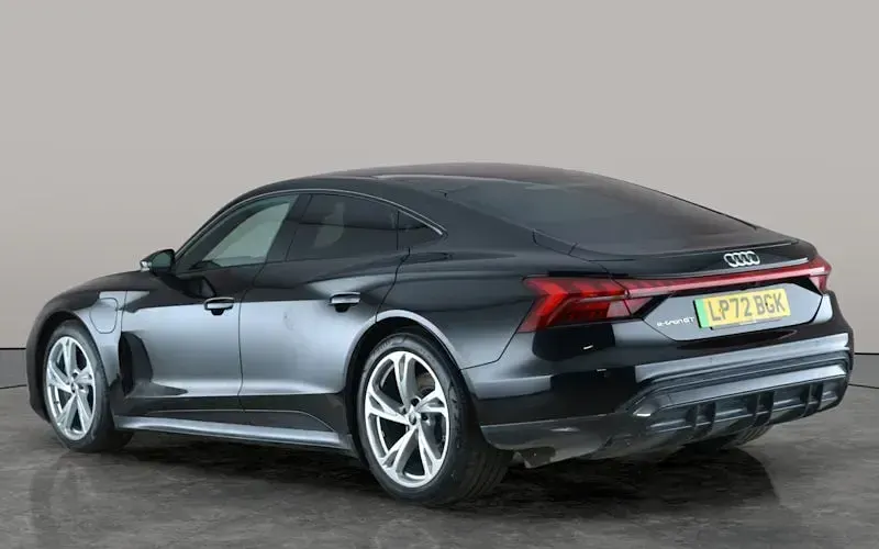 Used Audi e-tron GT quattro Advanced 389 kW (530 HP) 2022 Black Sedan