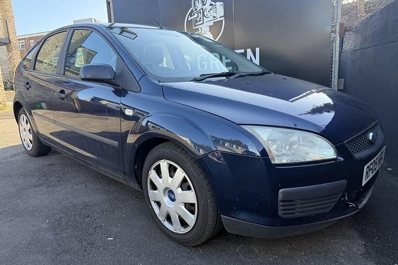 Used Ford Focus 2005 Blue Hatchback