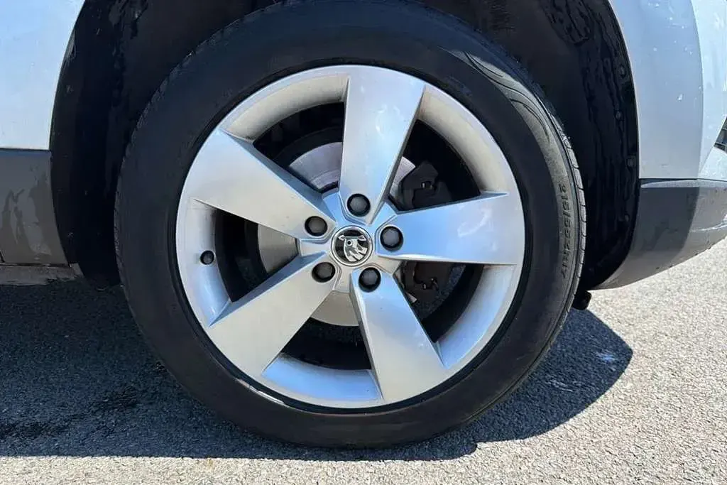 Used Skoda Karoq SE 150 HP (110 kW) 2019 Silver SUV