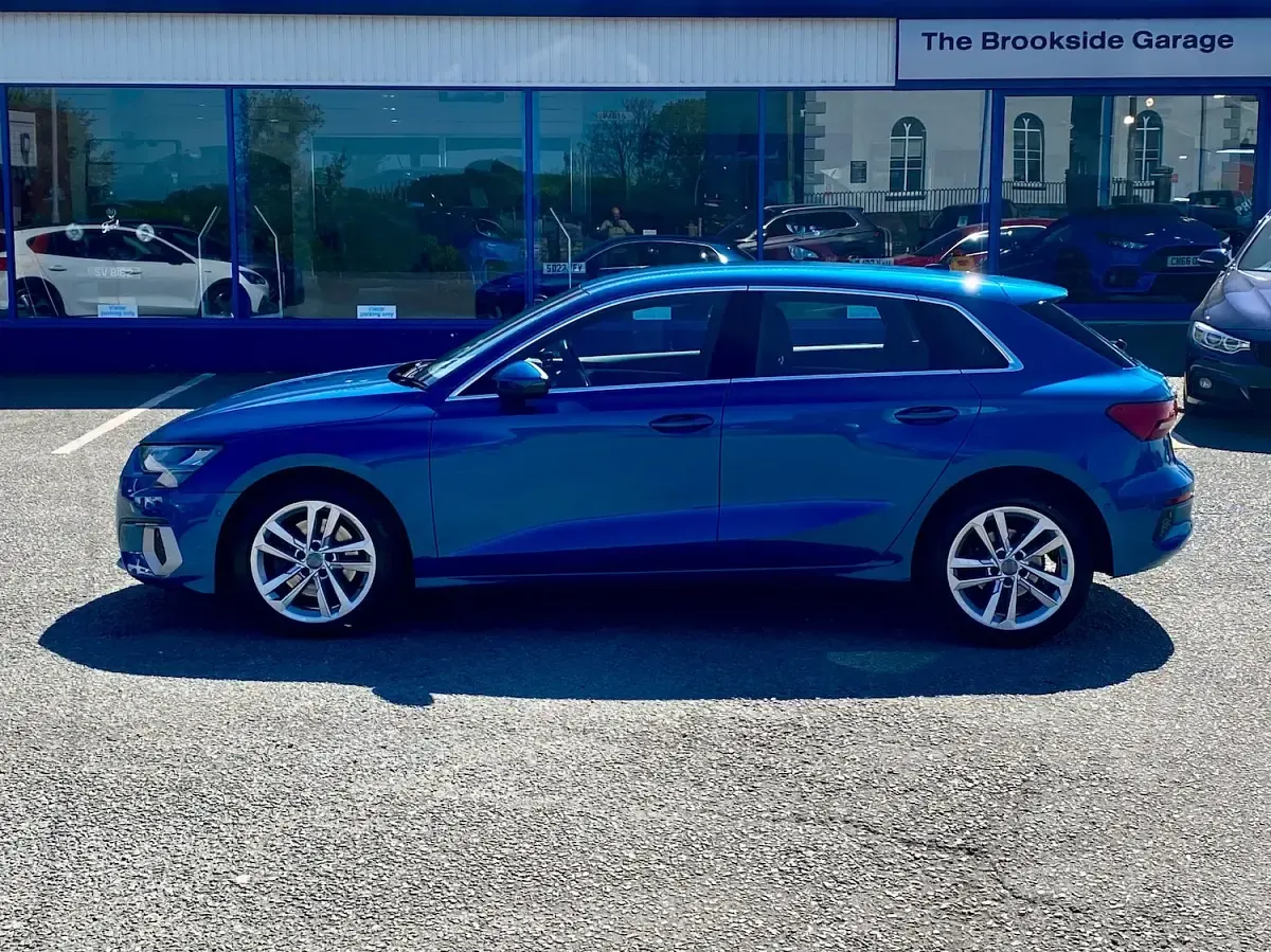 Used Audi A3 Sportback Sport 150 HP (110 kW) 2020 Blue Hatchback