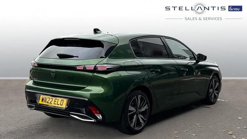 Used Peugeot 308 Allure 129 HP (94 kW) 2022 Hatchback