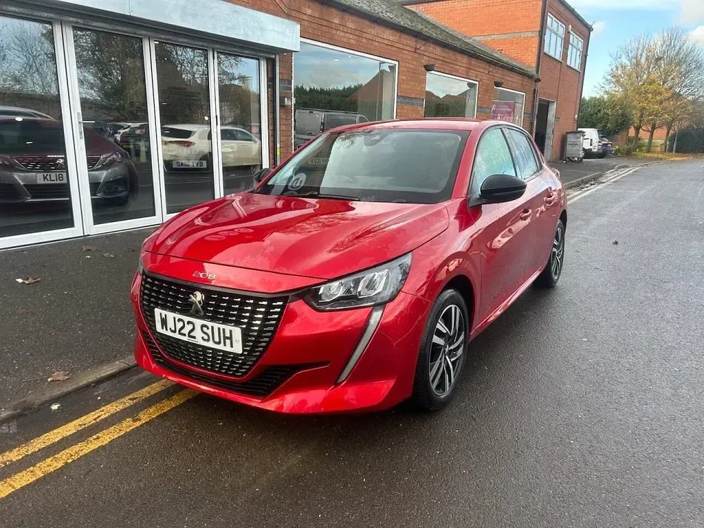 Used Peugeot 208 Allure Premium 100 HP (73 kW) 2022 Red Hatchback