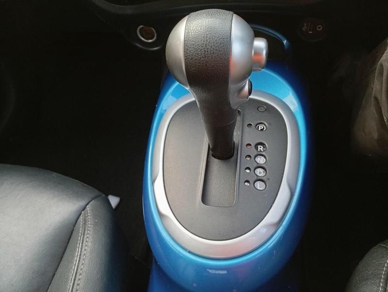 Used Nissan Juke Tekna 2018 Blue SUV