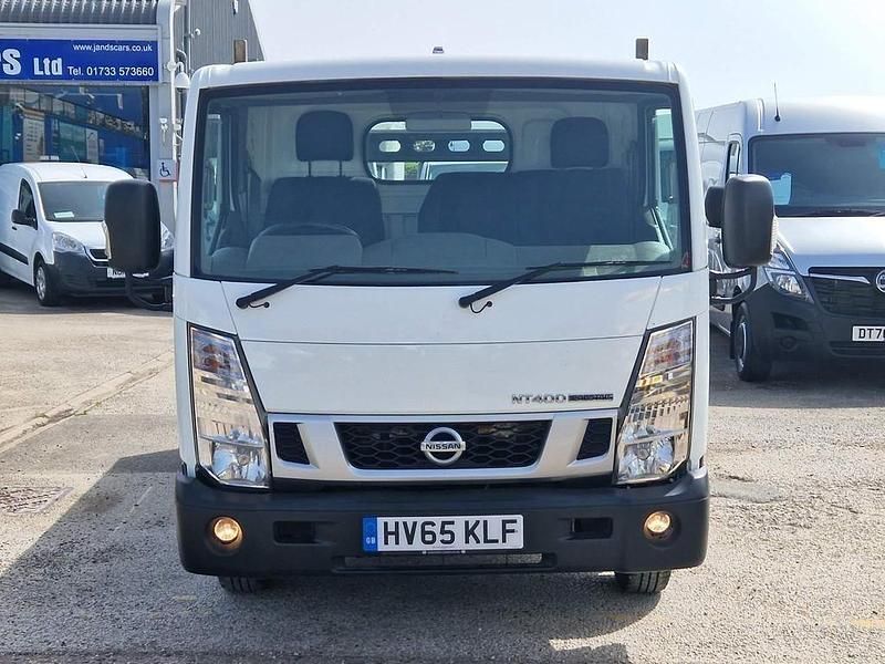 Usado Nissan Cabstar 136 CV (100 kW) 2015 Blanco Pickup/Camioneta