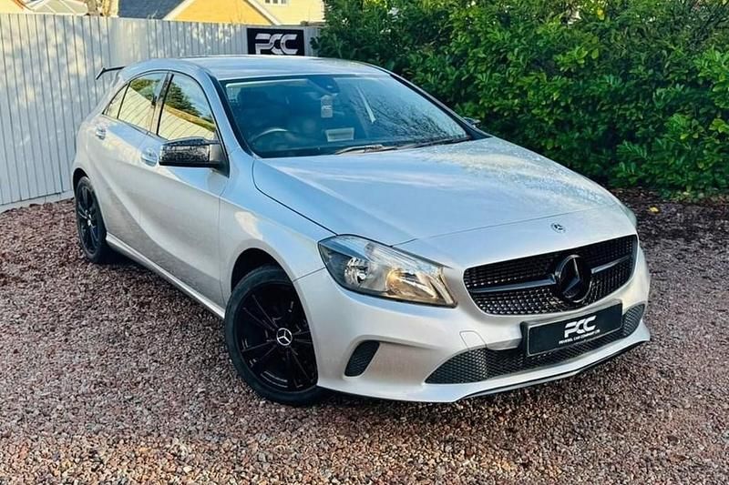 Used Mercedes A180 109 HP (80 kW) 2017