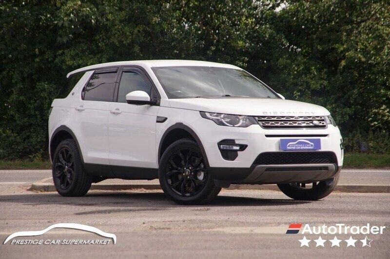 White Used 2018 Land Rover Discovery Sport SE SUV | £18,099 (Fair price) - Image 1/4