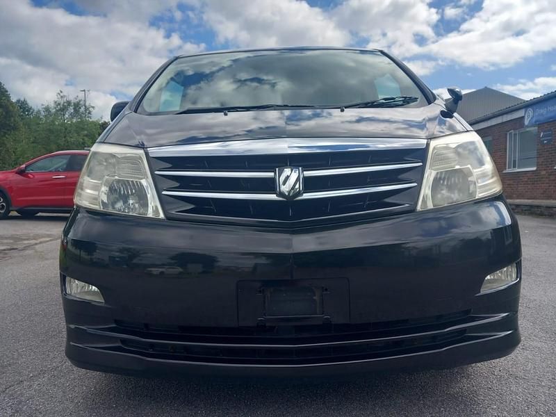 Used Toyota Alphard 159 HP (116 kW) 2007 Black MPV
