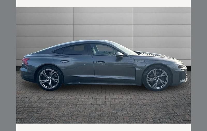 Used Audi e-tron GT quattro Comfort 384 kW (523 HP) 2023 Grey Sedan